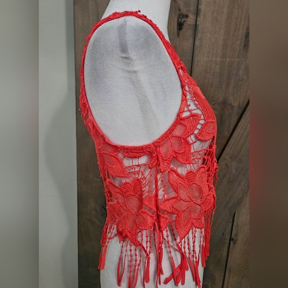 H&M×COACHELLA Vibrant Red Lace sleeveless Top With Fringe Detail. Size 6 - Picture 11 of 11